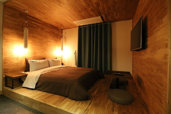 Imagen de la habitación del Hotel Ignis. Foto 11