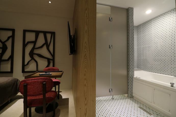 Imagen de la habitación del Hotel Ignis. Foto 13