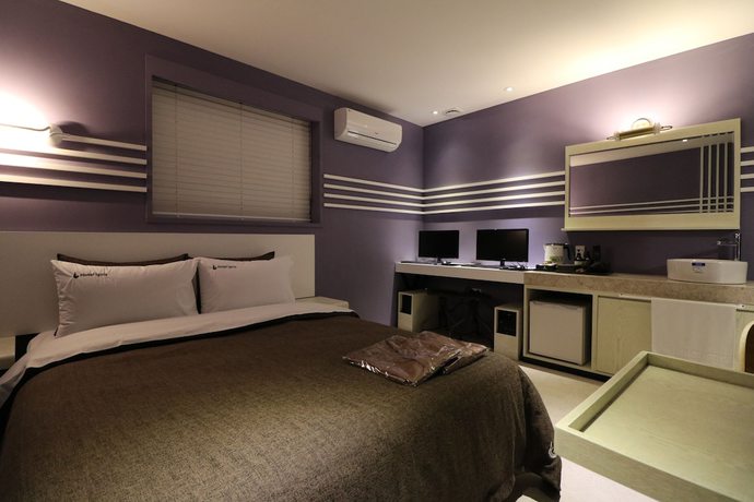 Imagen de la habitación del Hotel Ignis. Foto 20