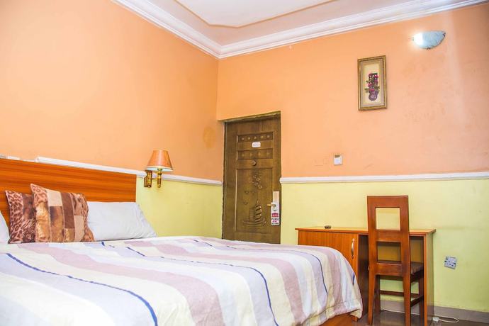 Imagen de la habitación del Hotel Igoni Grand View. Foto 8