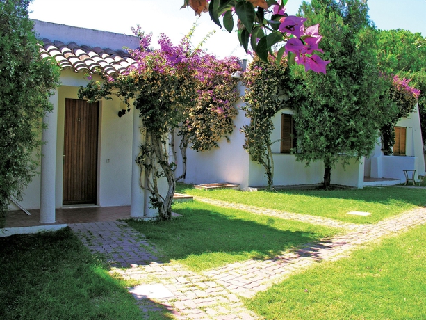 Imagen general del Hotel Igv Club Vacanze Le Castella. Foto 4