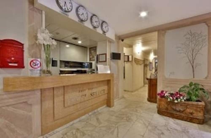 Imagen de los interiores del Hotel Ih Firenze Select. Foto 12