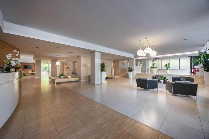 Imagen de los interiores del Hotel Ih Hotels Milano Watt 13. Foto 23