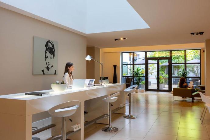 Imagen de los interiores del Hotel Ih Hotels Milano Watt 13. Foto 24