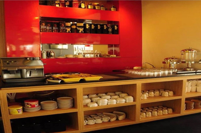 Imagen del bar/restaurante del Hotel I-hotel Khonkaen. Foto 4