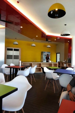 Imagen del bar/restaurante del Hotel I-hotel Khonkaen. Foto 6