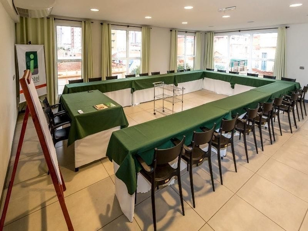 Imagen de los interiores del Hotel I-hotel, Piracicaba. Foto 18