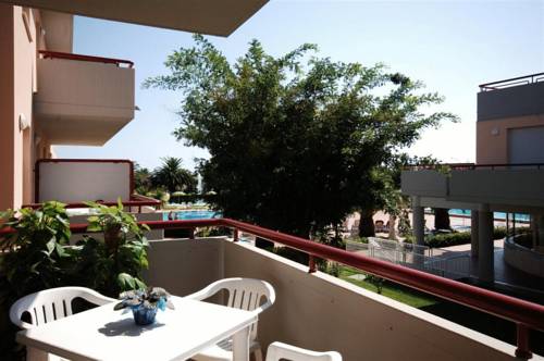 Imagen de la habitación del Hotel Ihr Residence Club Le Terrazze. Foto 11