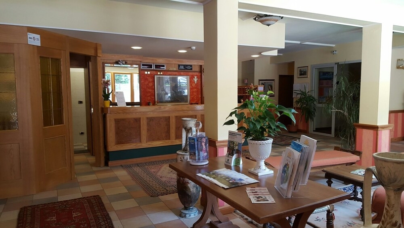 Imagen de los interiores del Hotel Ihr Villa Emma. Foto 14