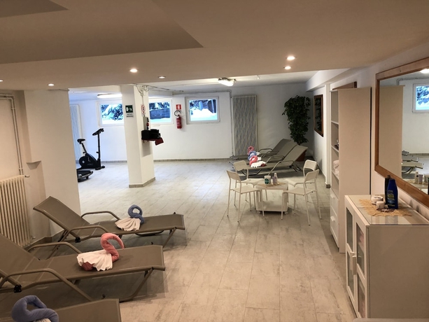 Imagen de la piscina del Hotel Ihr Villa Emma. Foto 18