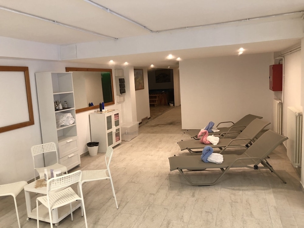 Imagen de la piscina del Hotel Ihr Villa Emma. Foto 19