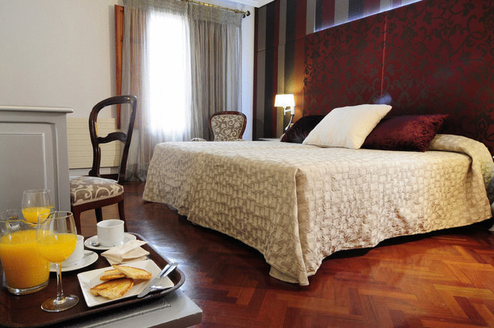 Imagen general del Hotel Ii Virrey. Foto 12