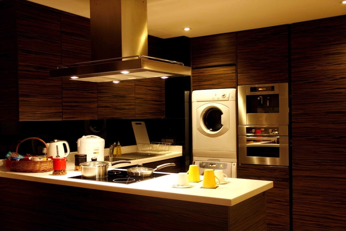 Imagen de la habitación del Hotel Iidl Suites. Foto 4