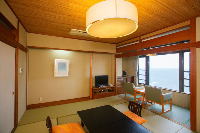 Imagen del bar/restaurante del Hotel Ijika Daiichi Kagura. Foto 3