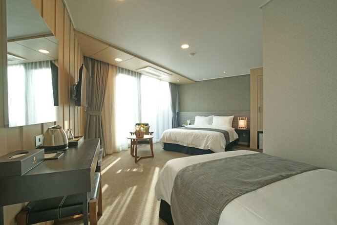 Imagen de la habitación del Hotel I-jin. Foto 21