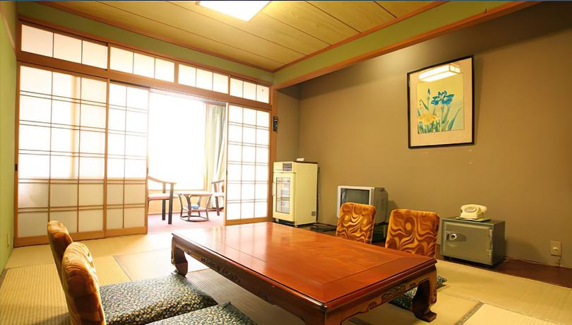 Imagen de la habitación del Hotel Ikaho Ginsui. Foto 9