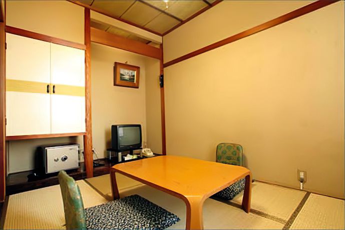 Imagen de la habitación del Hotel Ikaho Ginsui. Foto 10