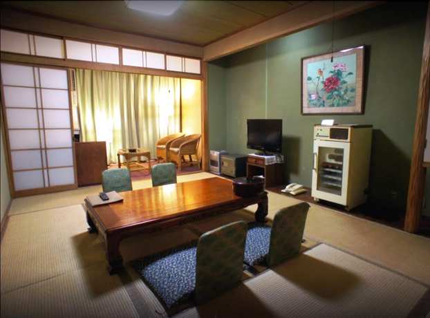 Imagen de la habitación del Hotel Ikaho Ginsui. Foto 12