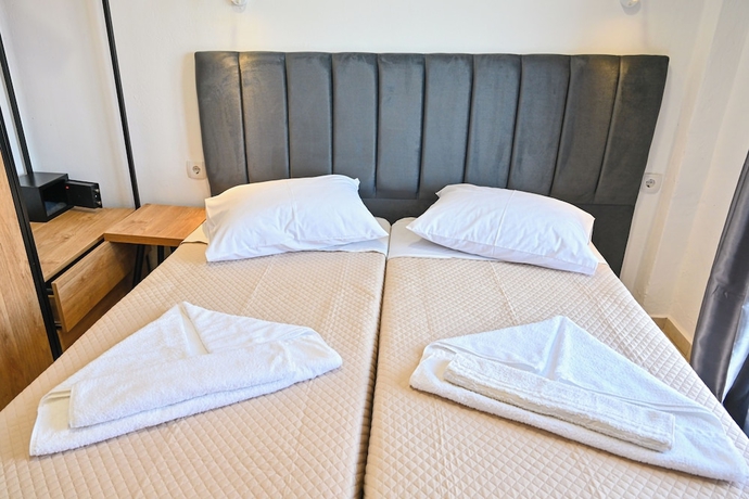Imagen de la habitación del Hotel Ikaria Therma Blue. Foto 3
