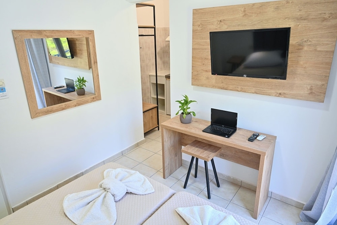 Imagen de la habitación del Hotel Ikaria Therma Blue. Foto 9