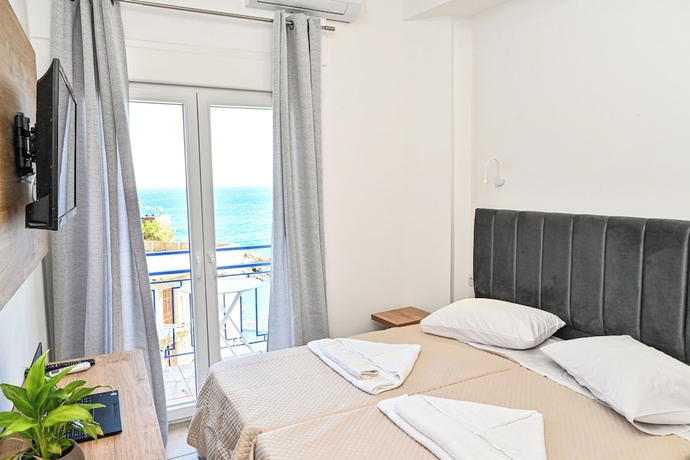 Imagen de la habitación del Hotel Ikaria Therma Blue. Foto 15