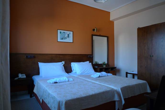 Imagen de la habitación del Hotel Ikaros, Elliniko-Argyroupoli. Foto 2