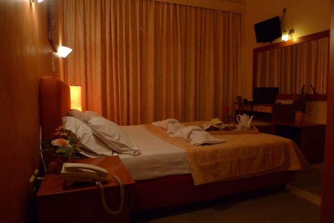 Imagen de la habitación del Hotel Ikaros, Elliniko-Argyroupoli. Foto 10