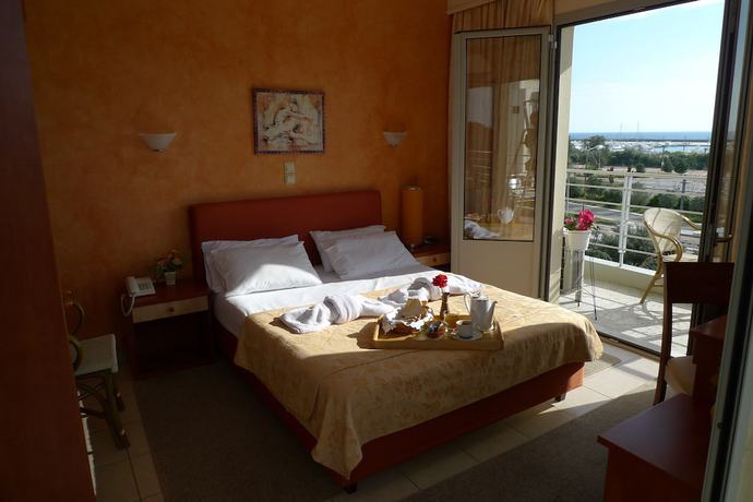 Imagen de la habitación del Hotel Ikaros, Elliniko-Argyroupoli. Foto 11