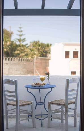 Imagen de la habitación del Hotel Ikaros, Karterados. Foto 6