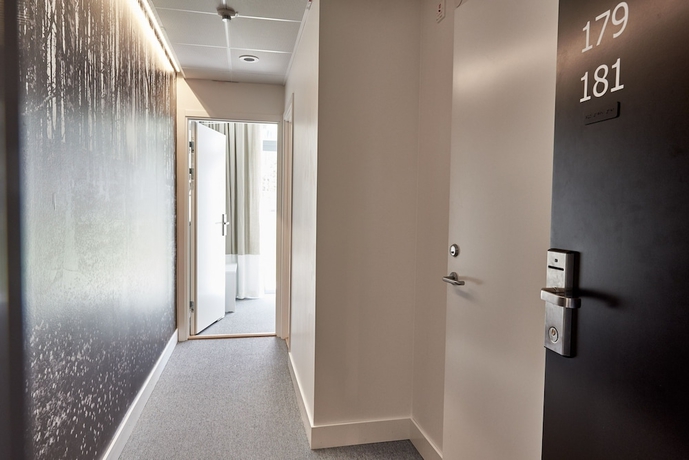 Imagen de la habitación del Hotel Ikea l. Foto 12