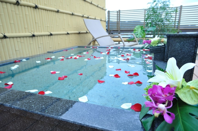 Imagen de la piscina del Hotel Ikkeikaku. Foto 19