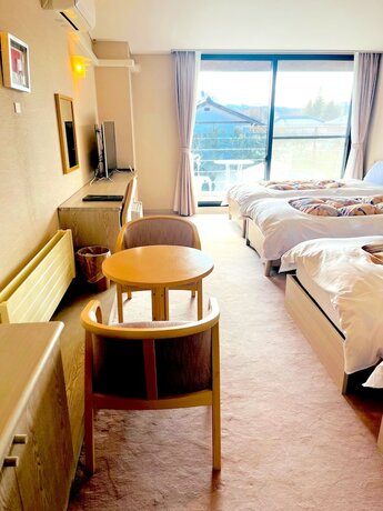 Imagen de la habitación del Hotel Ikoi Villa. Foto 16