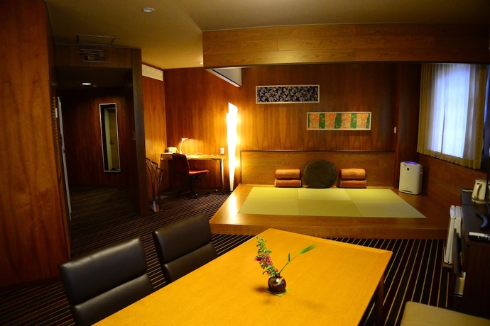 Imagen de la habitación del Hotel Ikoinomura Heritage Minoyama. Foto 9