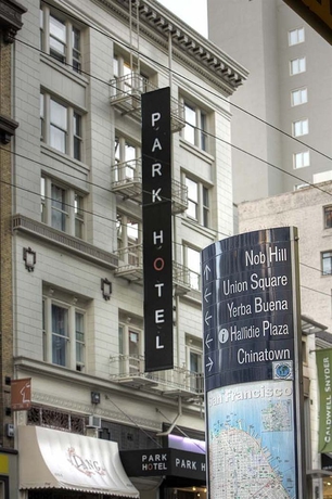 Imagen de los exteriores del Hotel Ikon. Foto 5