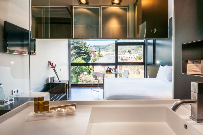 Imagen de la habitación del Hotel Ikonik Angli. Foto 3