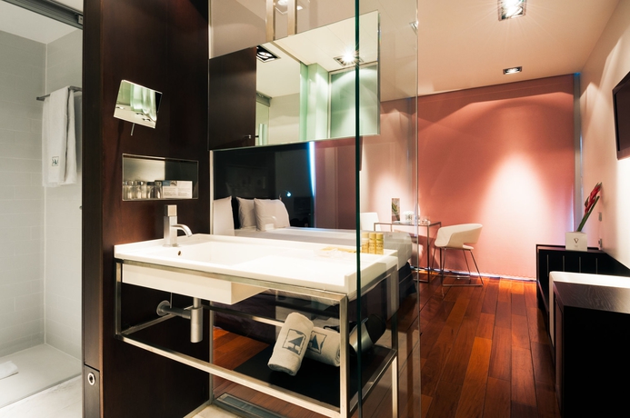 Imagen de la habitación del Hotel Ikonik Angli. Foto 12