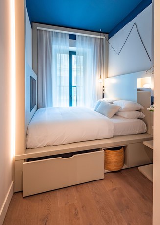 Imagen de la habitación del Hotel Ikonik Jean M&eacute;decin. Foto 2