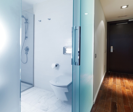 Imagen de la habitación del Hotel Ikonik Lex. Foto 6