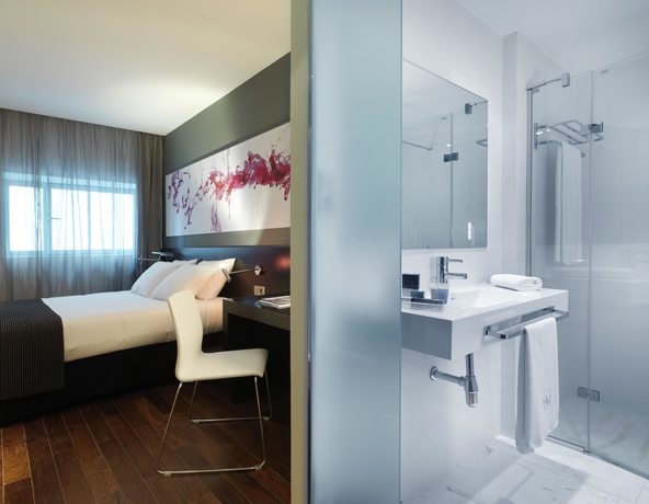 Imagen de la habitación del Hotel Ikonik Lex. Foto 9