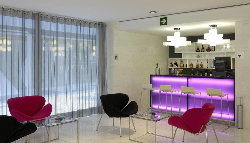 Imagen de los interiores del Hotel Ikonik Lex. Foto 15