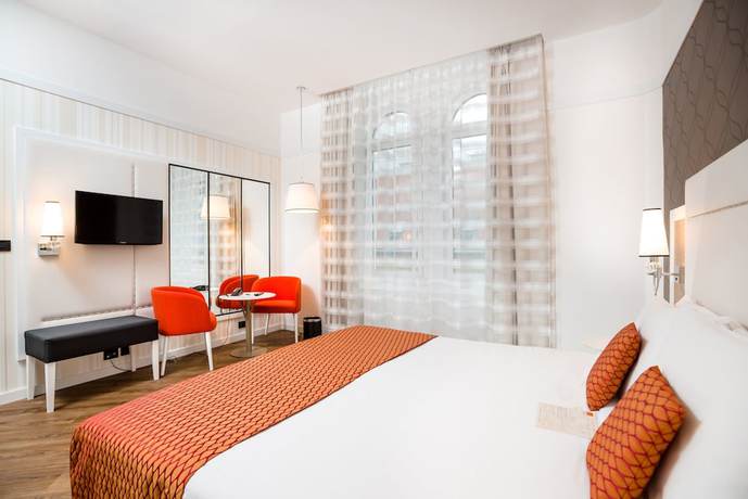 Imagen de la habitación del Hotel Ikonik Parlament. Foto 14