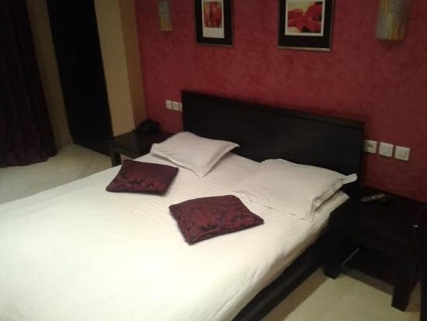 Imagen de la habitación del Hotel Ikram. Foto 16