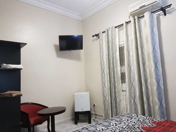 Imagen de la habitación del Hotel Ikram Oran. Foto 9