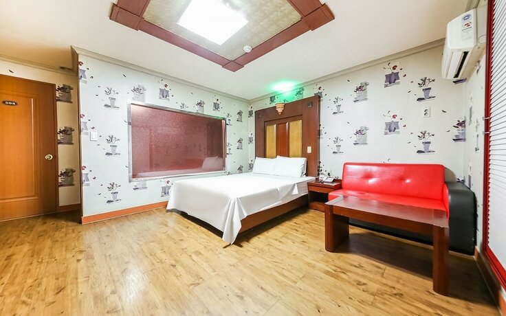 Imagen general del Hotel Iksan Bee. Foto 3