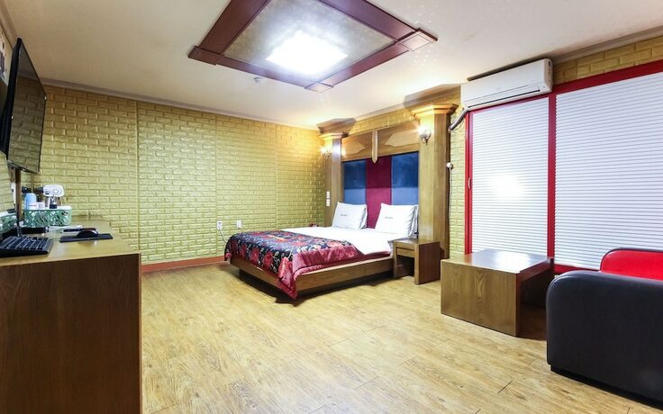 Imagen general del Hotel Iksan Bee. Foto 6