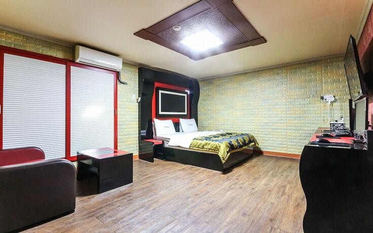 Imagen general del Hotel Iksan Bee. Foto 7