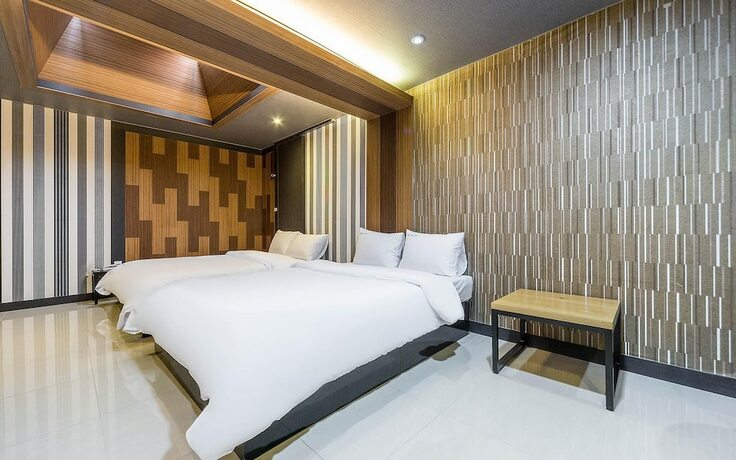 Imagen de la habitación del Hotel Iksan Choco. Foto 19