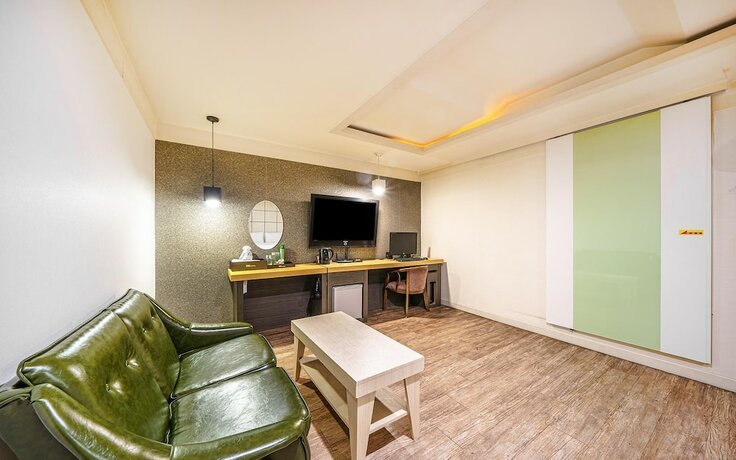 Imagen general del Hotel Iksan Inn. Foto 7