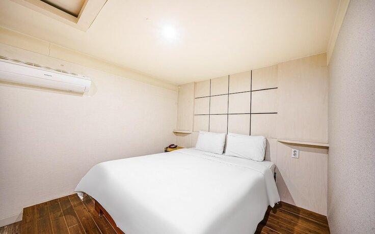 Imagen general del Hotel Iksan Inn. Foto 9