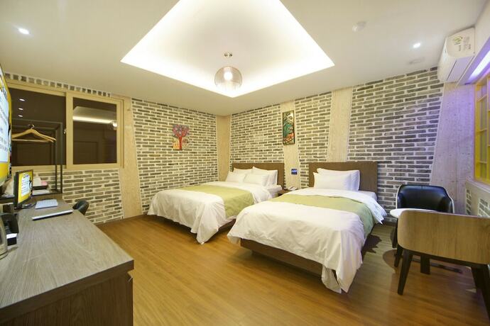 Imagen de la habitación del Hotel Iksan Jaja. Foto 8